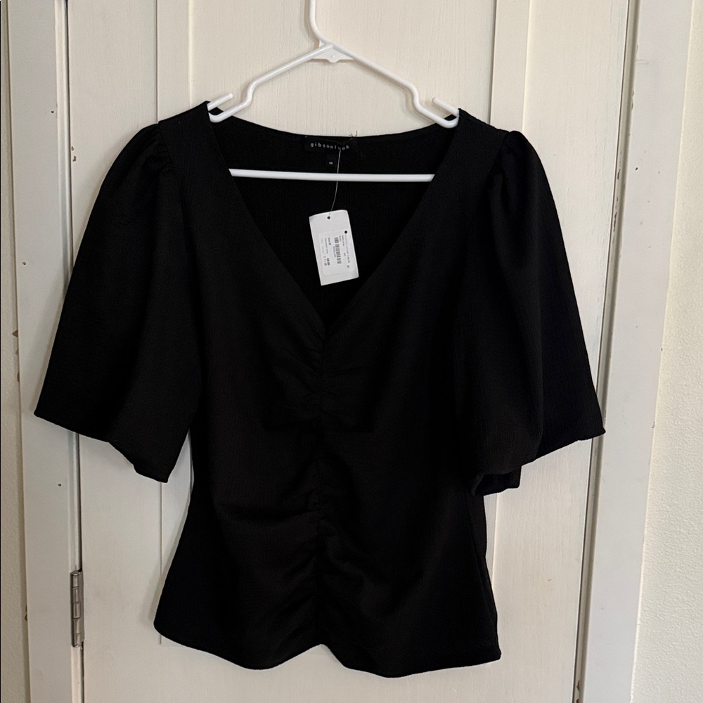 Gibson look Black Ruched Blouse, puffed sleeve, nwt, medium